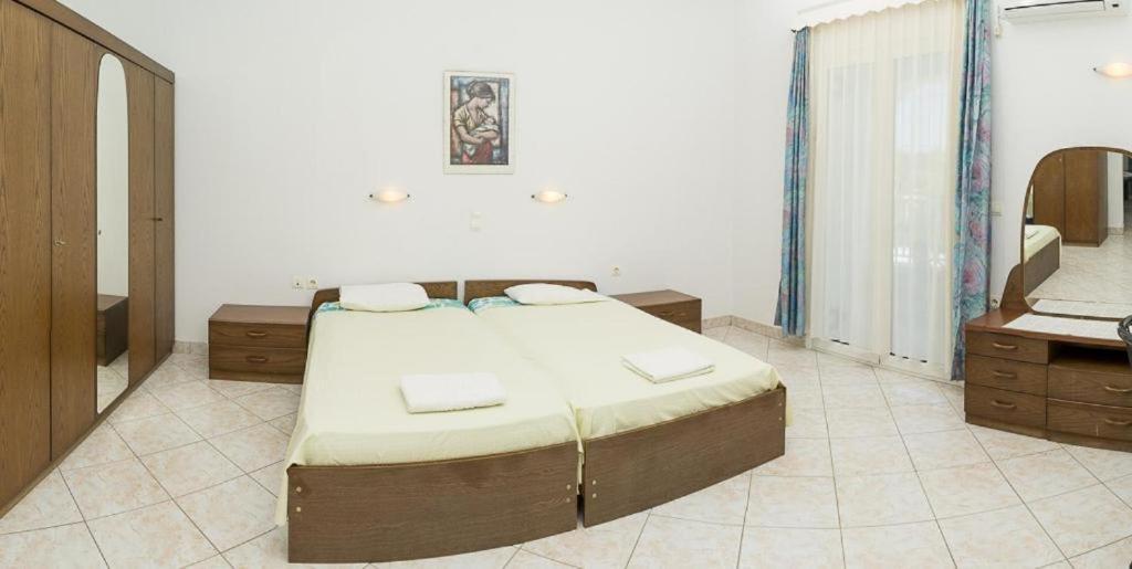 Anna'S Studios & Apartments Закинтос Экстерьер фото