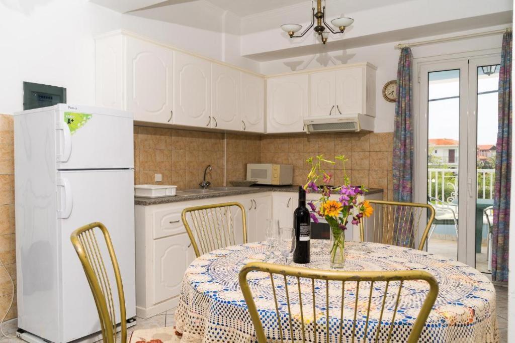 Anna'S Studios & Apartments Закинтос Экстерьер фото