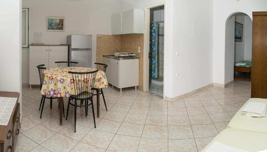 Anna'S Studios & Apartments Закинтос Экстерьер фото