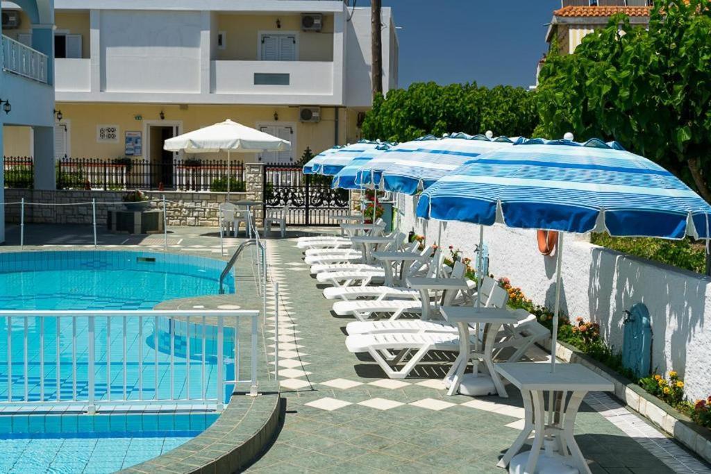 Anna'S Studios & Apartments Закинтос Экстерьер фото